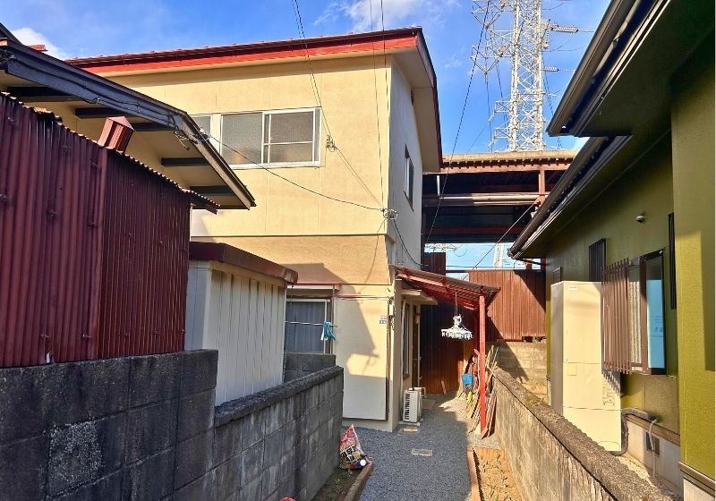 Wooden House for Sale in Kofu, Yamanashi - 107.55 sqm - Thumbnail 2