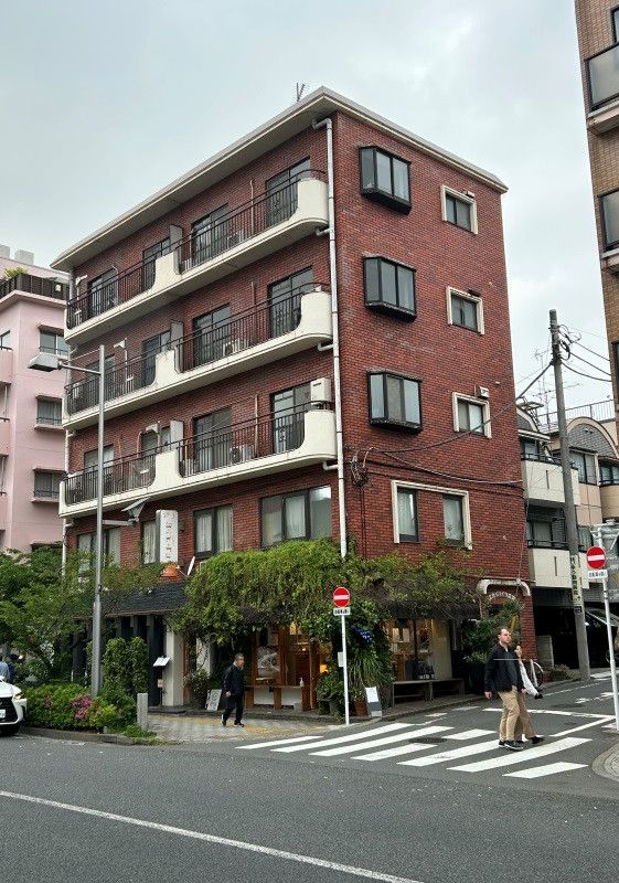 Retro Modern 2DK Apartment Near Sakurashinmachi Station, Setagaya - Thumbnail 3
