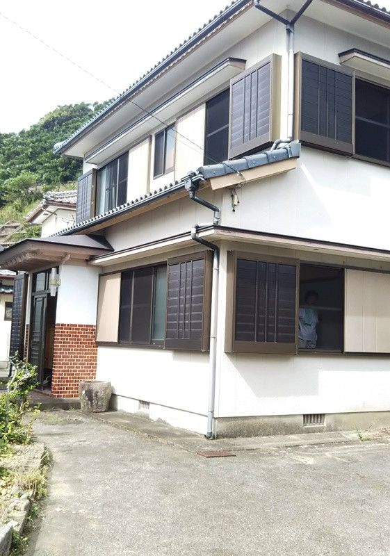 4LDK House for Sale in Shin-Kamigoto Town, Nagasaki - Image 1