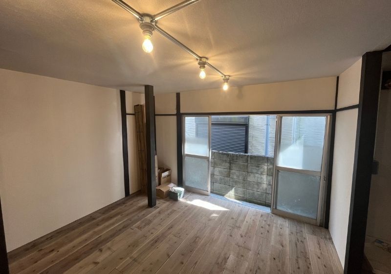 Design-Renovated House in Higashinakano, Nakano Ward - Thumbnail 4