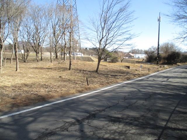 Land for Sale in Karuizawa, Nagano - 1,935 sqm - Thumbnail 4