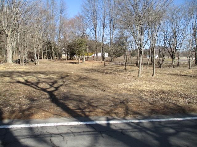 Land for Sale in Karuizawa, Nagano - 1,935 sqm - Thumbnail 3