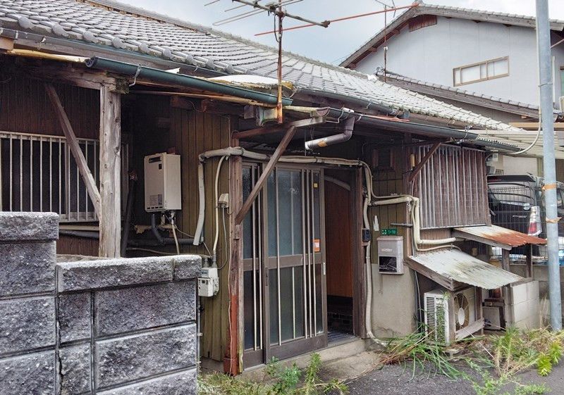 Two Terrace Houses for Sale in Central Nakama City, Fukuoka - Thumbnail 2