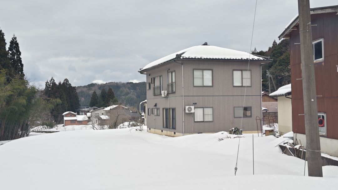 Compact 4DK Country House with Garage in Itoigawa, Niigata - Thumbnail 3