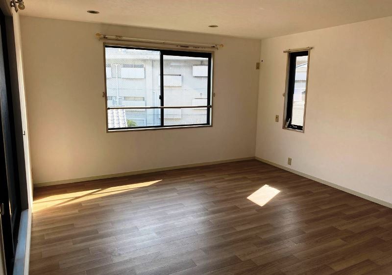 2-Story House for Sale in Yamashina, Kyoto City - Thumbnail 2