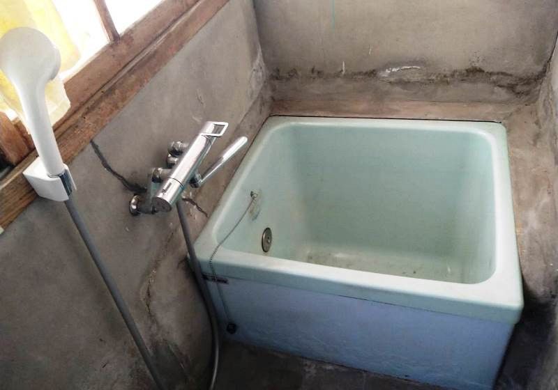 Single-Story House for Sale in Ube City, Yamaguchi on Large 325sqm Lot - Thumbnail 4