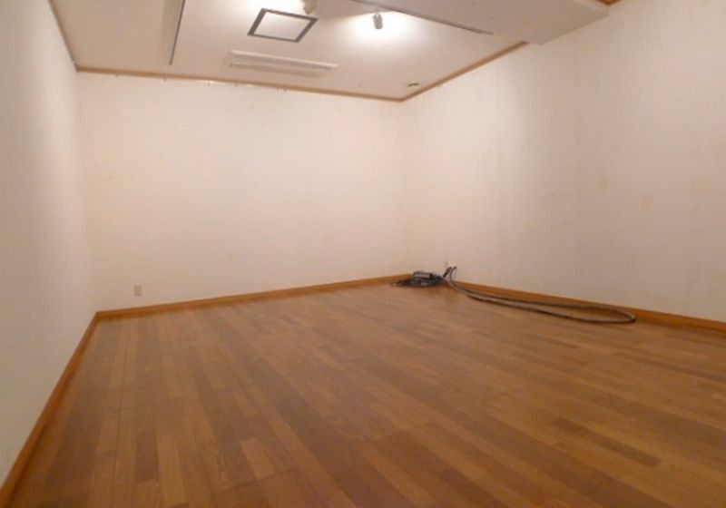 Villa with Former Recording Studio at Mount Fuji in Narusawa - Thumbnail 4