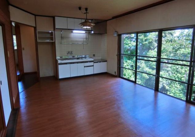 Wooden Single-Story Villa on 238 Tsubo Land in Izu City - Thumbnail 3