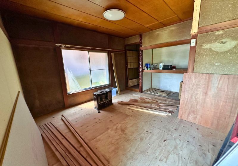 Old House with Land for Renovation in Hadano, Kanagawa - Thumbnail 3