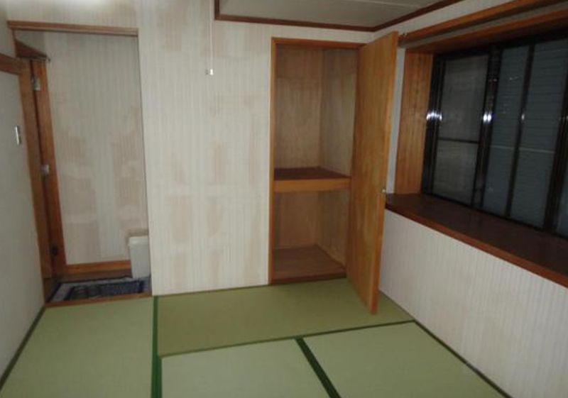 Spacious Former Dormitory in Takayama, Gifu 337 sqm - Thumbnail 3