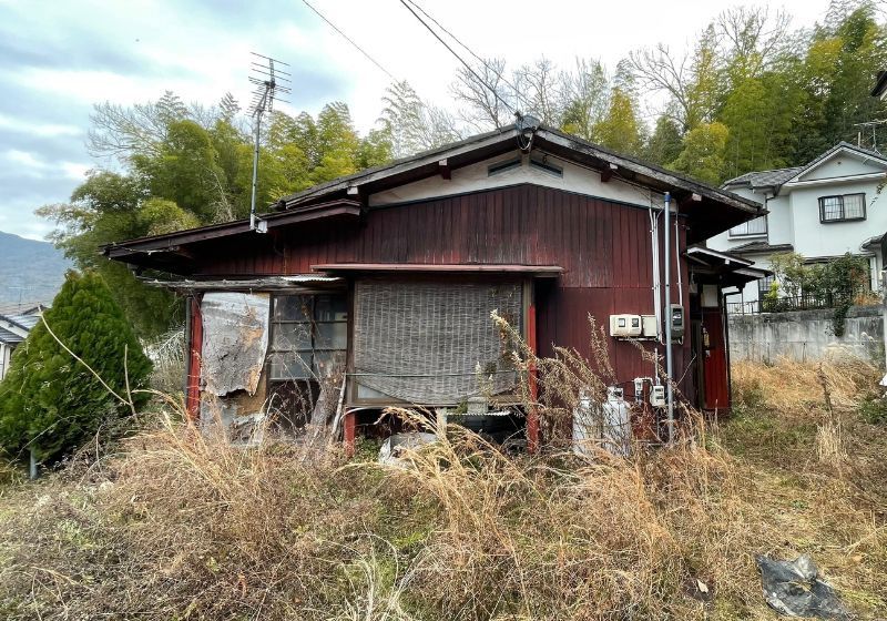 Spacious Land with Beam-Featured House in Kaita-cho, Hiroshima - Thumbnail 4