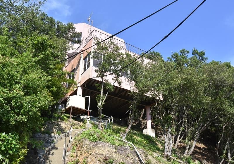 Seaside Villa with Ocean View in Minamiise, Mie Prefecture - Image 1