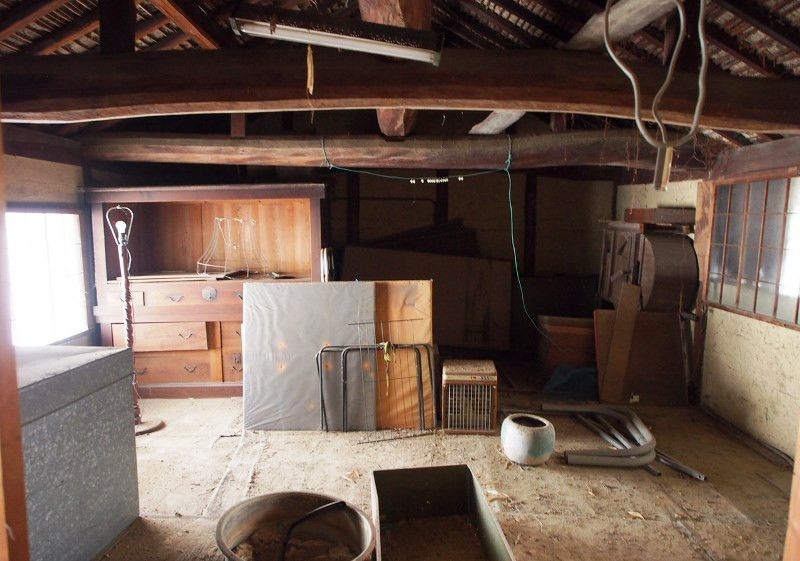 Spacious Land with Old House for Sale in Naruto, Tokushima - Thumbnail 3