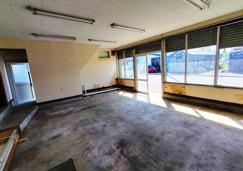 Shop with Residence in Kiyosato-cho, Hokkaido – 73m² - Thumbnail 3