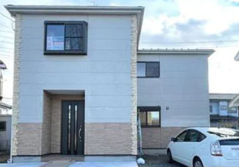 Renovated 3LDK House with Garden in Okegawa, Saitama - Thumbnail 2