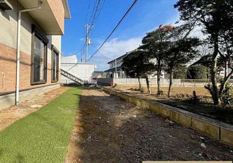 Renovated 3LDK House with Garden in Okegawa, Saitama - Thumbnail 3