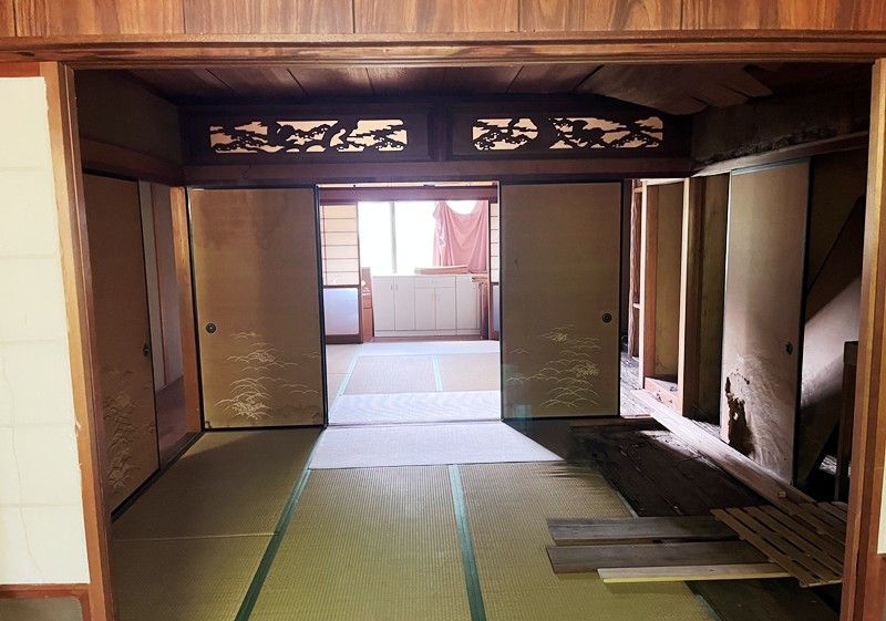 Spacious Property with Two Buildings in Mino City, Gifu - Thumbnail 3