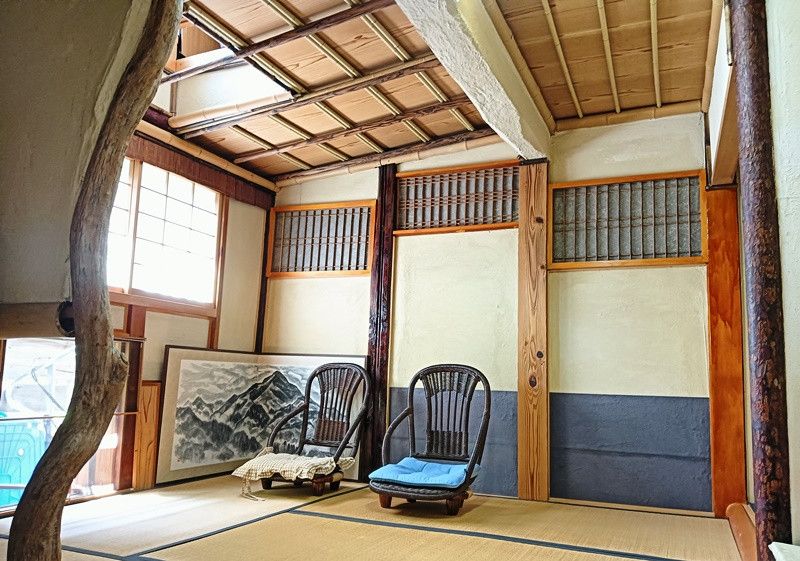 Late Edo Thatched Kominka with Tea Room & Open Garden in Niigata - Thumbnail 2