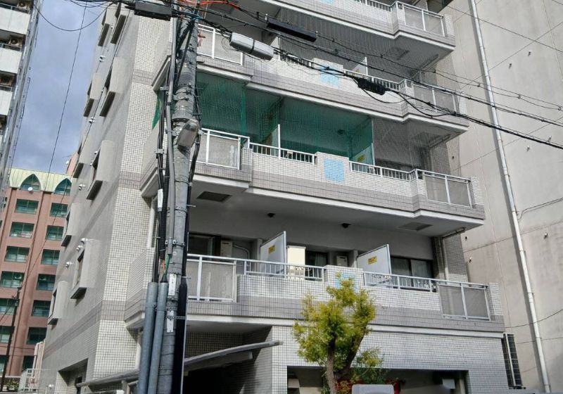 Renovated Apartment Unit for Sale in Central Wakayama City, 19.69 sqm - Thumbnail 2