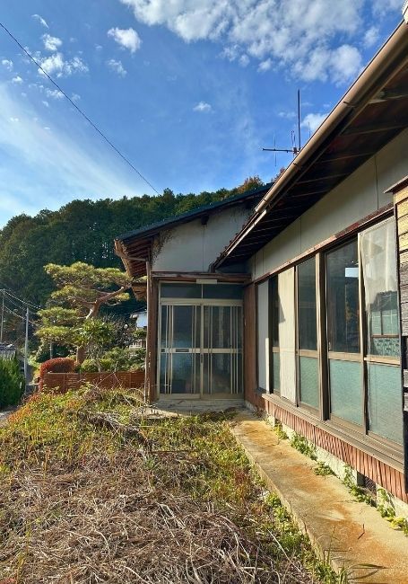 Compact Single-Story House for Sale in Nakatsugawa, Gifu - Thumbnail 2