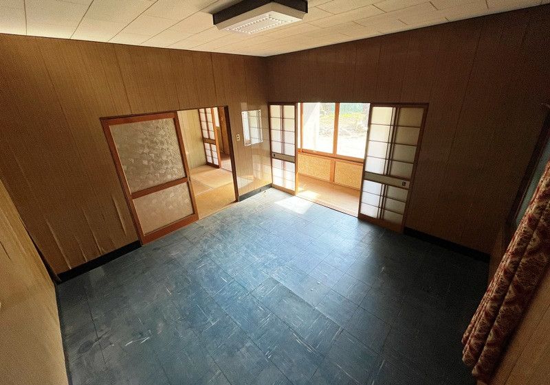 Renovated House on Large Lot in Toyota City, Aichi - Thumbnail 3