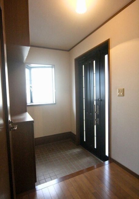 Compact Renovated House for Sale in Ato-cho, Hiroshima - Thumbnail 3