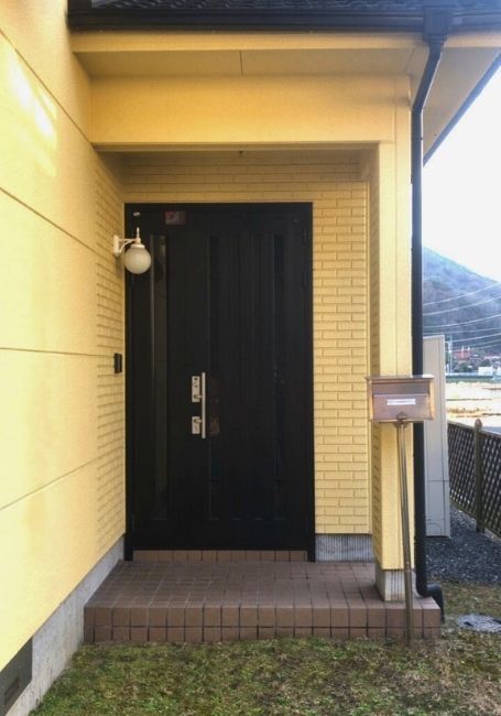 Compact Renovated House for Sale in Ato-cho, Hiroshima - Thumbnail 2