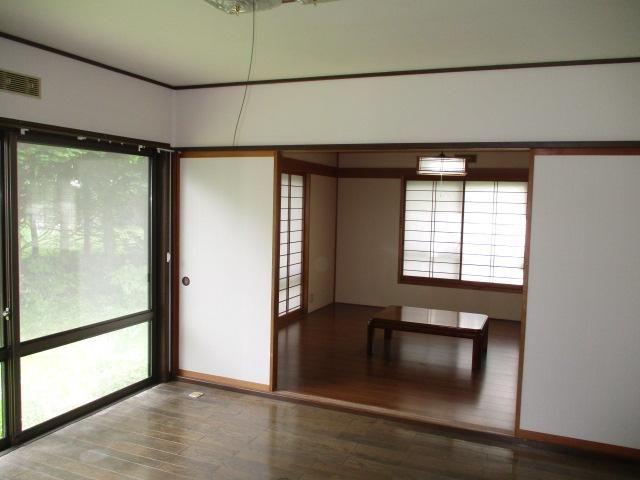 5LDK Used House for Sale in Karuizawa, Nagano - 140.97 sqm - Thumbnail 3