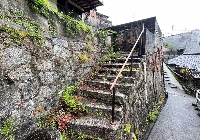 Traditional Kominka for Sale in Kure, Hiroshima with Rental Income - Thumbnail 3