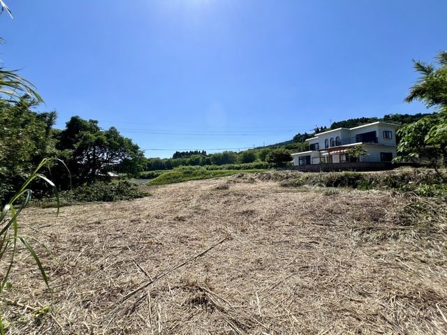 Expansive Residential Land for Sale in Yamagawa, Ibusuki, Kagoshima - Image 1