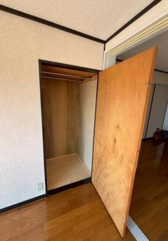 3DK Apartment for Sale in Chiba City Near Stations - Thumbnail 2