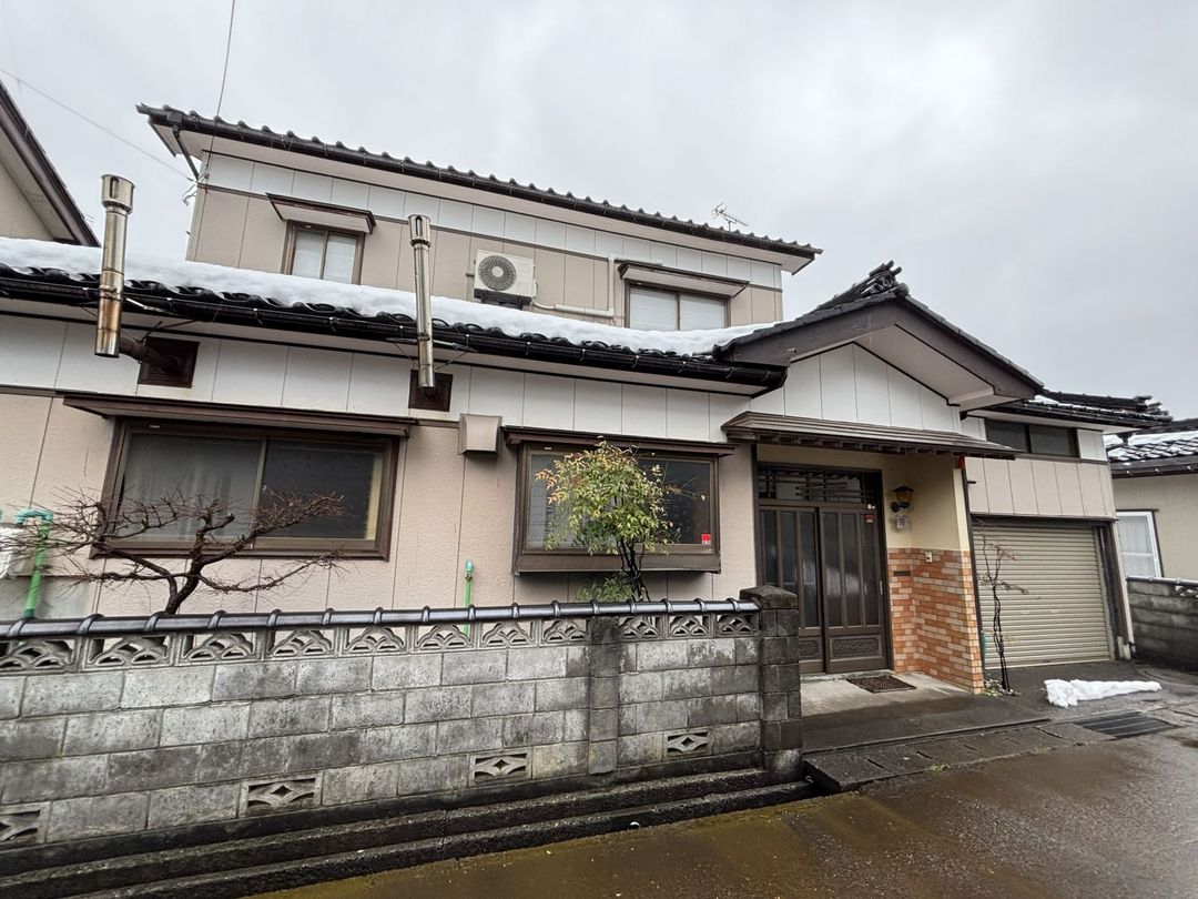 Vacant 5DK House for Sale in Itoigawa City, Niigata - Thumbnail 3