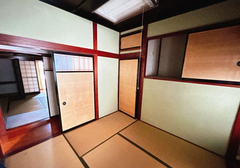 8DK Detached House for Sale in Takaoka, Toyama with Tenant - Thumbnail 3