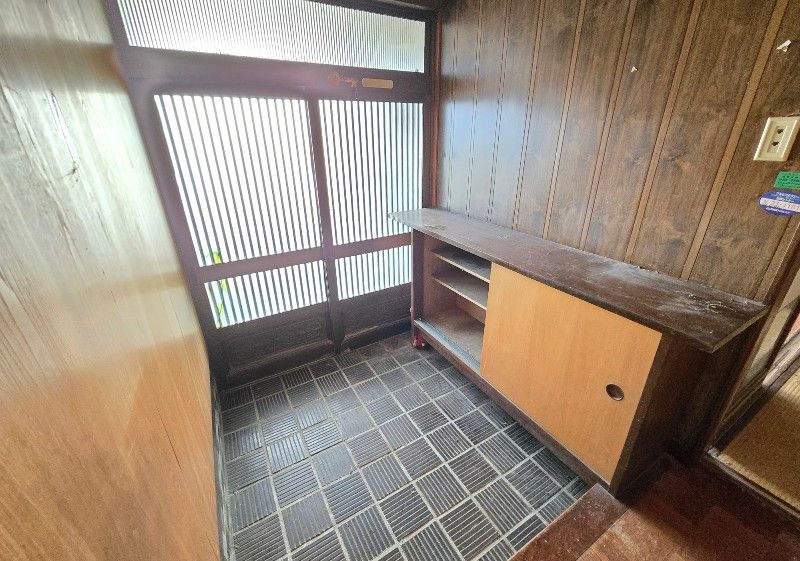 1974 Wooden House for Sale in Okaya City, Nagano - Thumbnail 2
