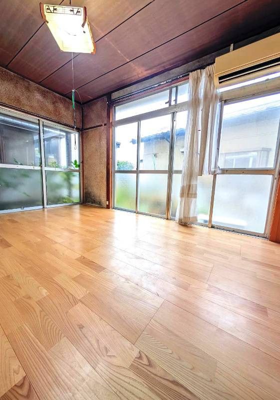 Renovated 2-Storey House for Sale in Nagasaki City - Thumbnail 4