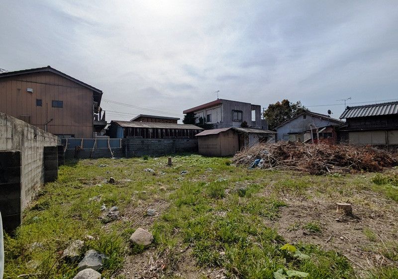 Spacious Single-Story Property on Large Lot in Matsusaka, Mie - Thumbnail 4