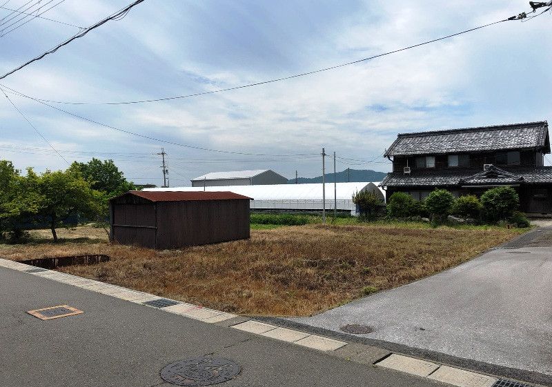 284 sqm Land for Sale with Residential Conversion in Higashiomi, Shiga - Thumbnail 2
