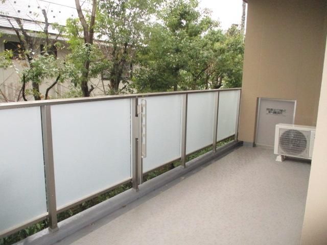 2LDK Resale Condominium in Minami-Karuizawa, Nagano - Thumbnail 3