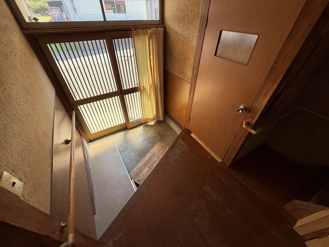 Compact 5K Vacant House for Sale in Kami-Kari, Itoigawa - Image 1