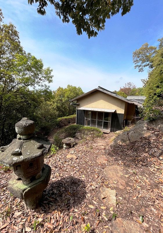 Farmhouse and Mountain Forest Land Near Okayama Station - Thumbnail 2