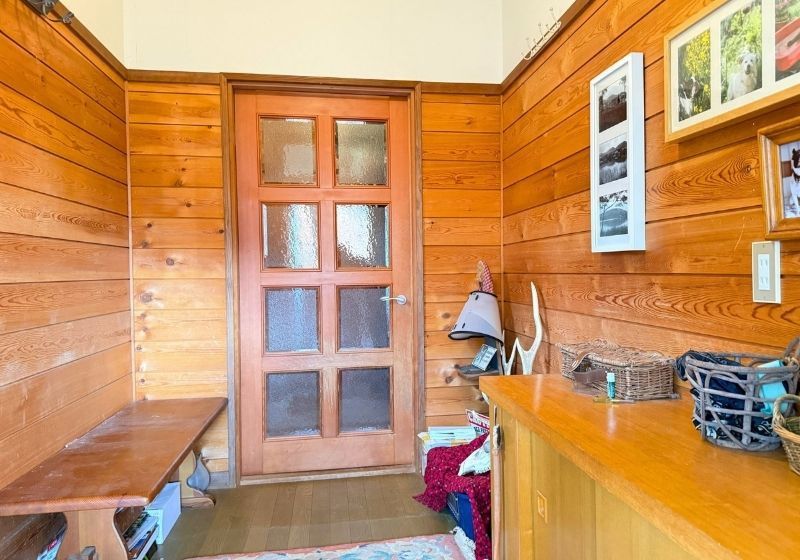 Mountain Vacation Home with Wood Stove in Chino, Nagano - Thumbnail 4