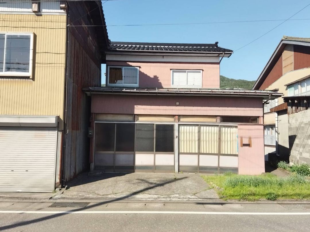 Vacant House for Sale in Shimohayakawa, Itoigawa, Niigata - Thumbnail 2