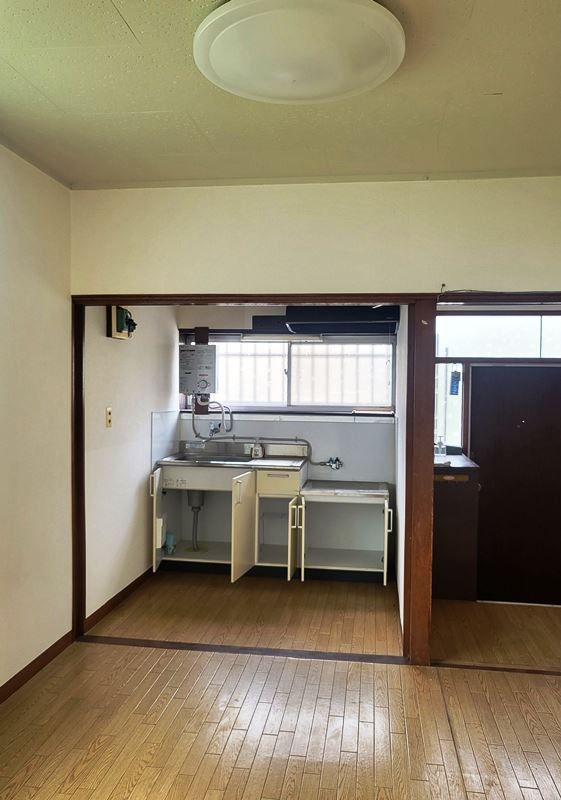 Single-Story House with Rental Income in Yorii, Saitama - Thumbnail 3