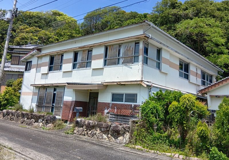 Dilapidated Minshuku and Home for Sale in Tosashimizu, Kochi - Thumbnail 2