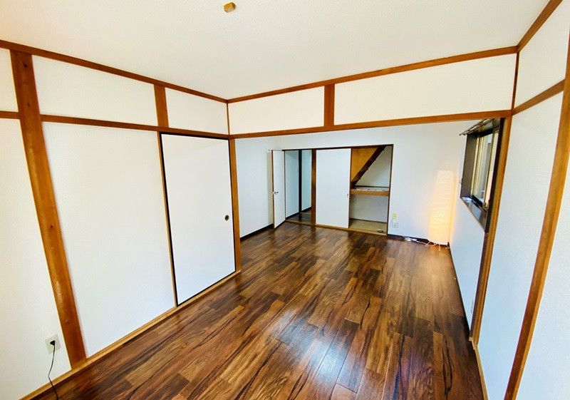 Renovated 4LDK House for Sale Near Station in Kashihara, Nara - Thumbnail 3
