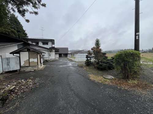 Large 8DK Traditional House with Farmland in Hanamaki, Iwate - Thumbnail 4