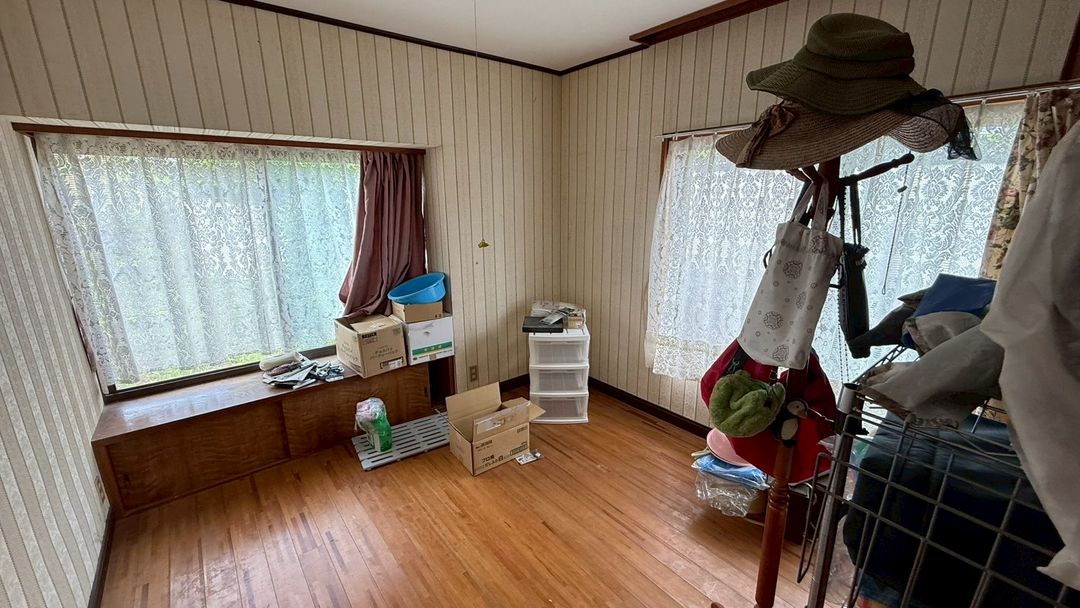 Spacious 5K House on 2357sqm Land in Hyuga, Miyazaki - Thumbnail 3