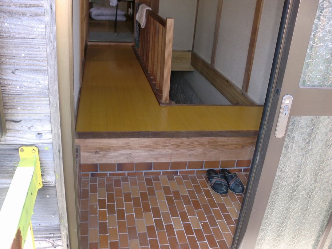 2-Story 6DK House in Kitaura, Imabari, Ehime - Thumbnail 2