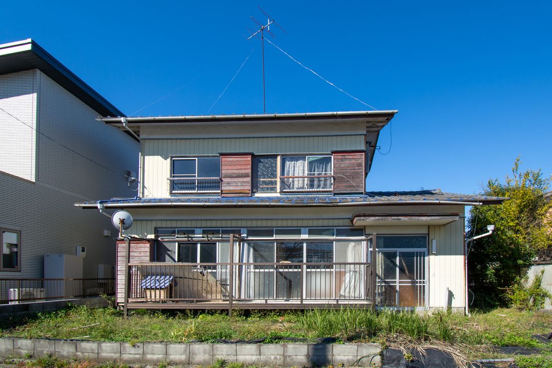 2-Storey Wooden House for Rent in Ami, Ibaraki - Thumbnail 2