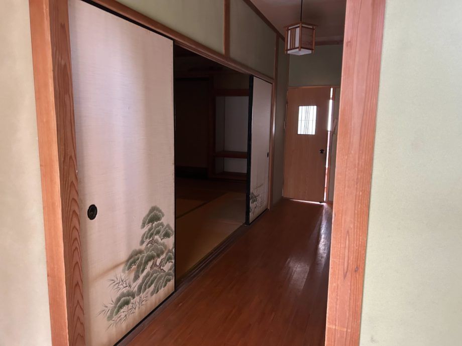 Spacious Single-Story Home in Iki City, Nagasaki - Thumbnail 3